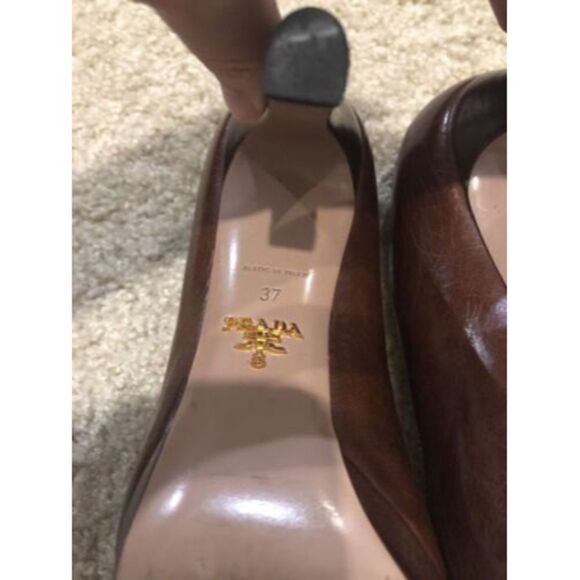 Prada Womens Brown Leather High Heel Pumps Size 37 - Picture 5 of 12